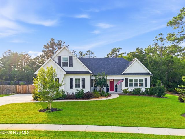 194 Hampton Court, Hampstead, NC 28443