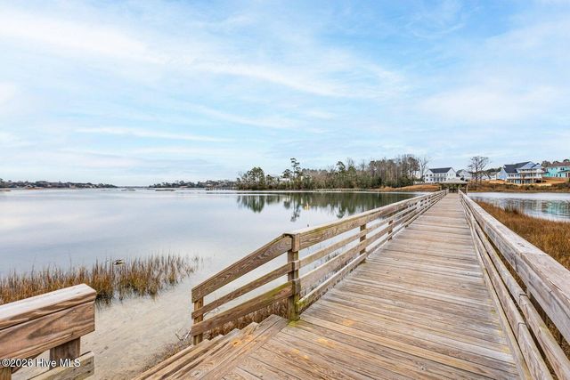 194 Hampton Court, Hampstead, NC 28443