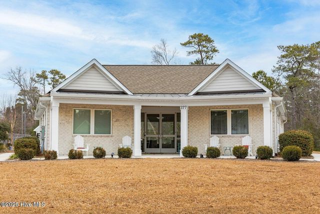 194 Hampton Court, Hampstead, NC 28443