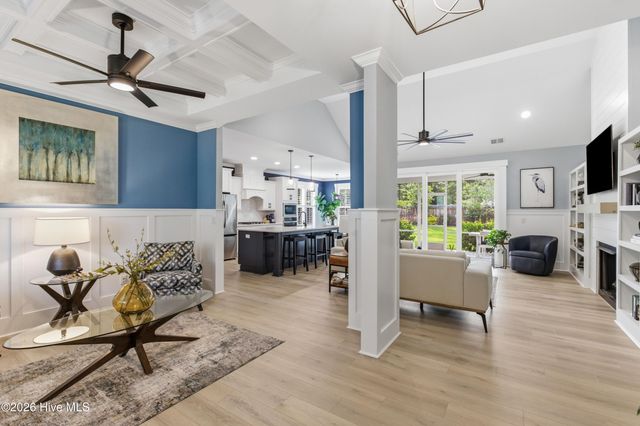 194 Hampton Court, Hampstead, NC 28443