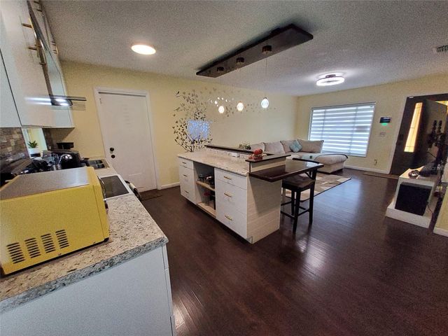 1319 MANOR DRIVE, Kissimmee, FL 34741