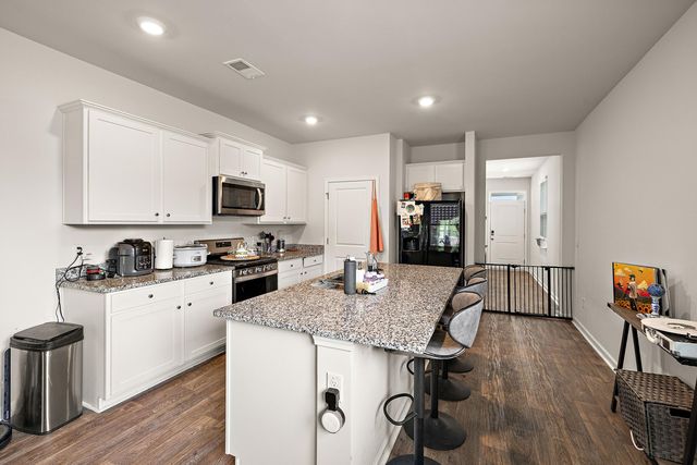 704 Ladywood Drive, Summerville, SC 29486