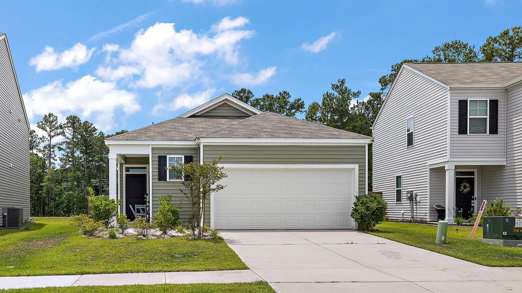 704 Ladywood Drive, Summerville, SC 29486