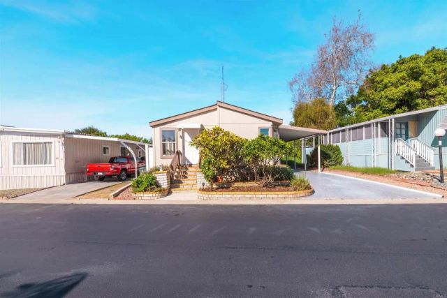 2003 Bayview Heights Drive 102, San Diego, CA 92105