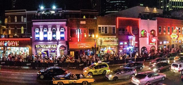 555 Church St Apt 2201, Nashville, TN 37219