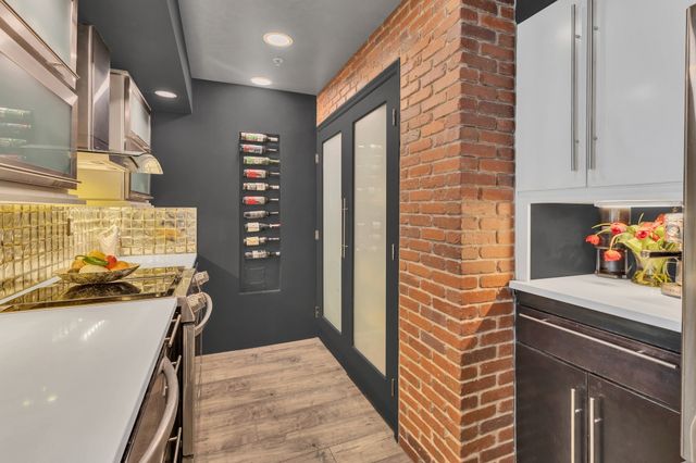 555 Church St Apt 2201, Nashville, TN 37219