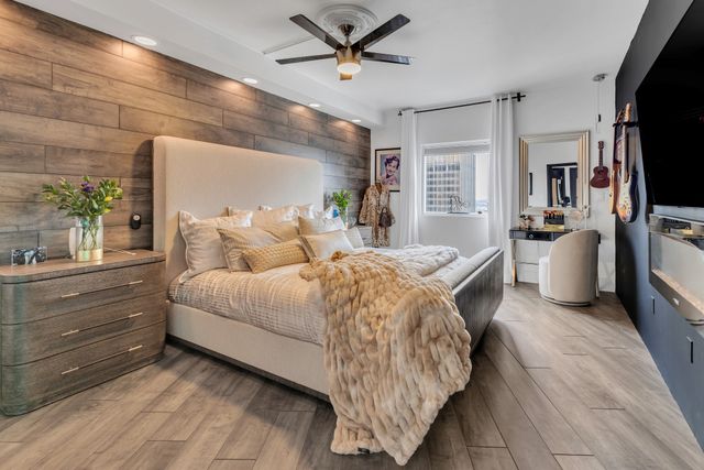 555 Church St Apt 2201, Nashville, TN 37219