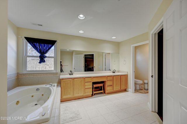 435 Vath Street, Jackson, NJ 08527