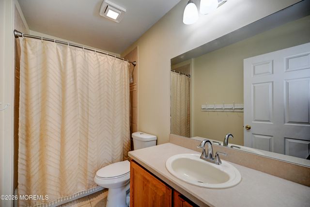 435 Vath Street, Jackson, NJ 08527