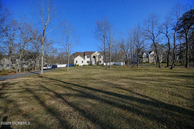 435 Vath Street, Jackson, NJ 08527