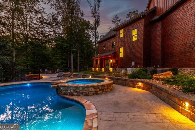 910 Miller Calhoun Road, Dahlonega, GA 30533