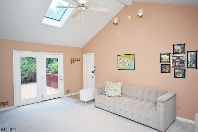 4 Heather Hill Way, Bridgewater Twp., NJ 08807