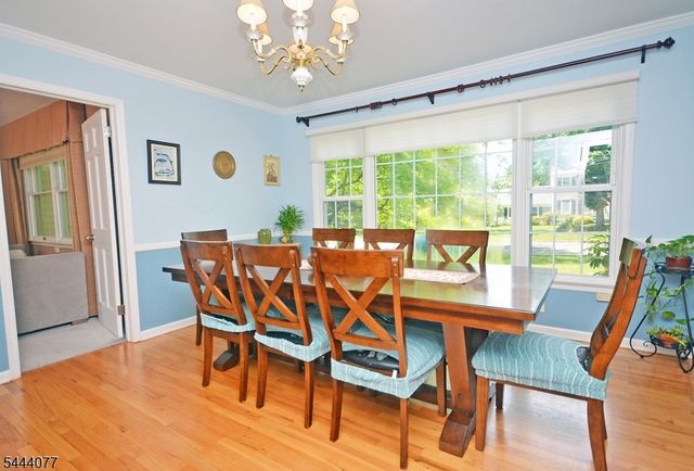 4 Heather Hill Way, Bridgewater Twp., NJ 08807
