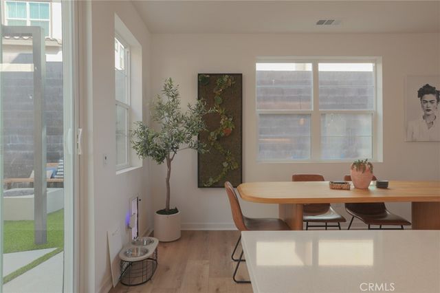 15818 Caterpillar dr, Fontana, CA 92336