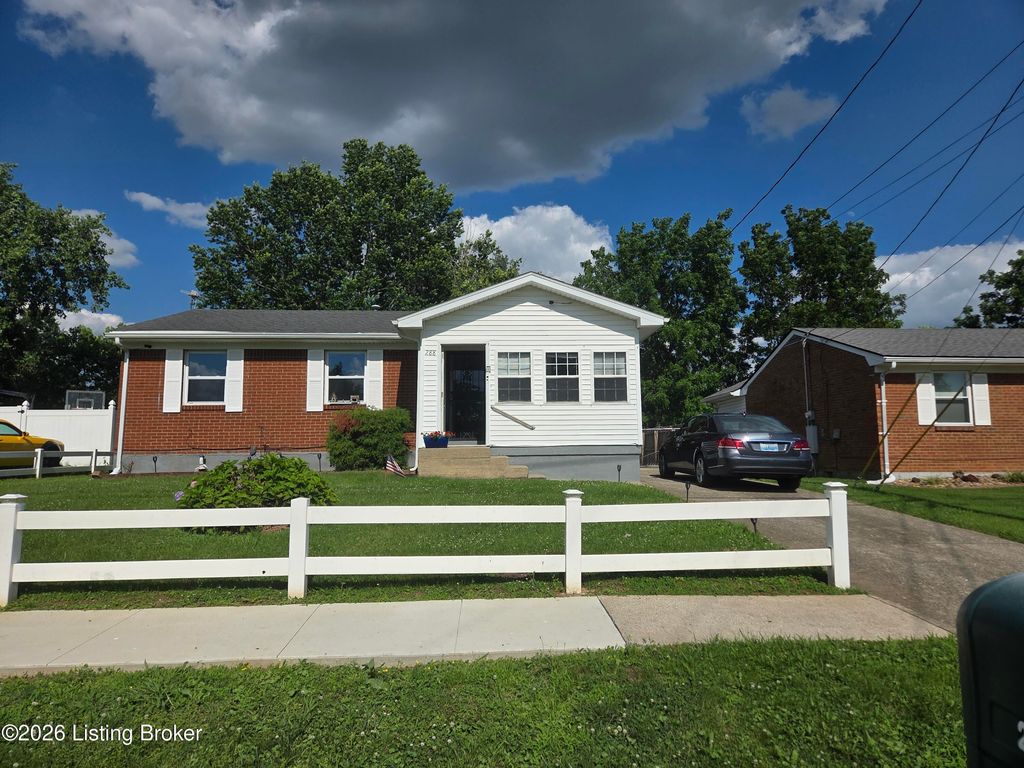 288 S Steedland Dr, Louisville, KY 40229
