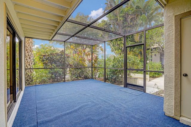 7437 SE Jamestown Terrace 1304, Hobe Sound, FL 33455