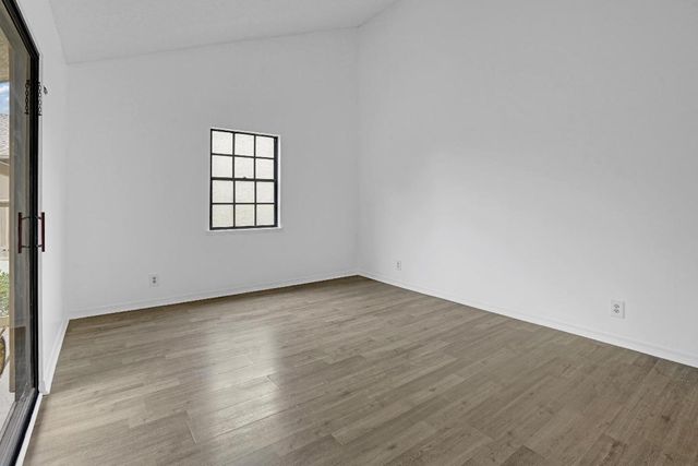 7437 SE Jamestown Terrace 1304, Hobe Sound, FL 33455