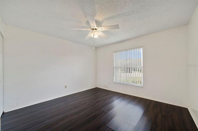 67 E COUNTRY COVE WAY, Kissimmee, FL 34743