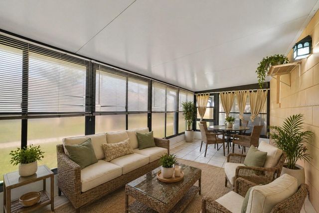 67 E COUNTRY COVE WAY, Kissimmee, FL 34743