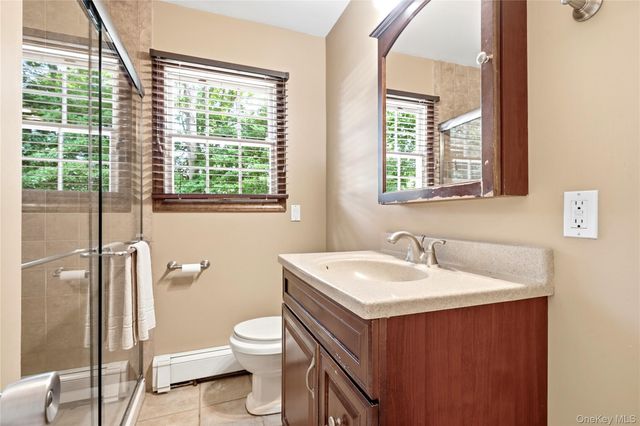 901 Liberty Street, Bohemia, NY 11716