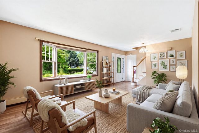 901 Liberty Street, Bohemia, NY 11716