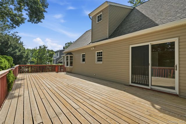 901 Liberty Street, Bohemia, NY 11716