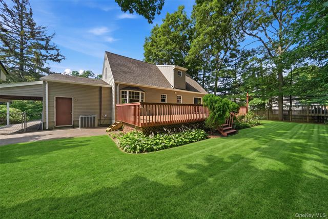 901 Liberty Street, Bohemia, NY 11716