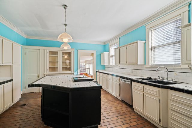 204 STONEWALL ST, Memphis, TN 38112