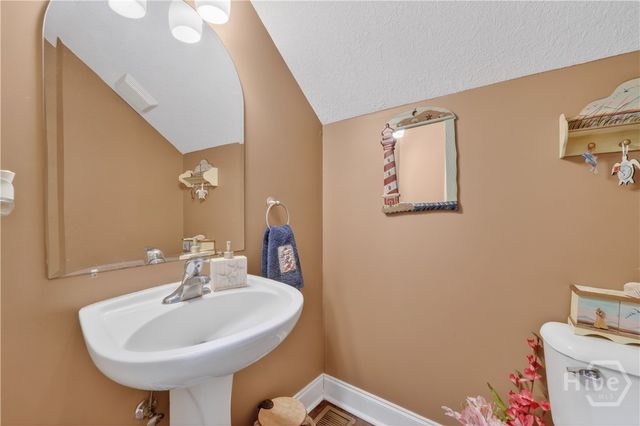 220 Crosswinds Drive, Richmond Hill, GA 31324