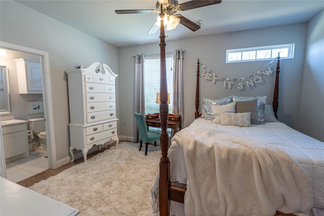 508 Tennington Lane, Shady Shores, TX 76208