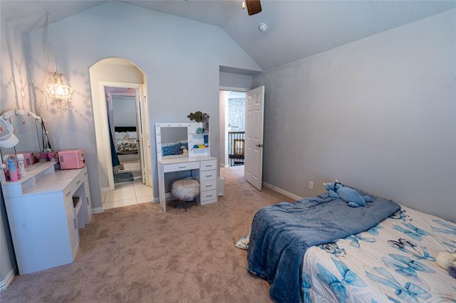 508 Tennington Lane, Shady Shores, TX 76208