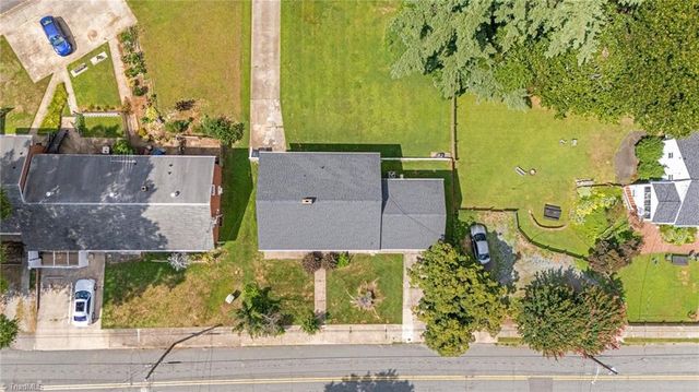 925 Walnut Street, Winston-salem, NC 27101