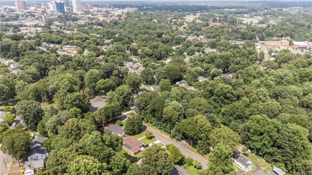 925 Walnut Street, Winston-salem, NC 27101
