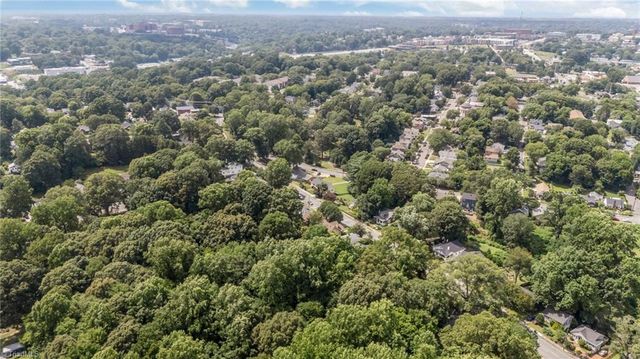 925 Walnut Street, Winston-salem, NC 27101