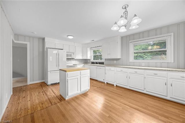 925 Walnut Street, Winston-salem, NC 27101
