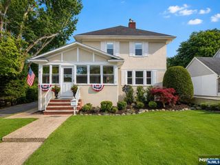 5 Madison Heights, Wyckoff, NJ 07481