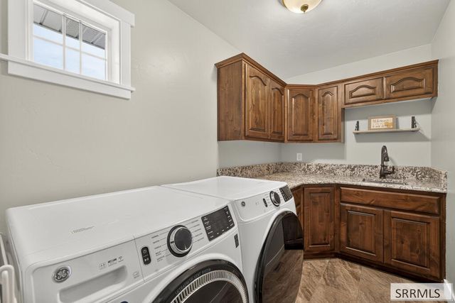 772 N 1080 E, Shelley, ID 83274
