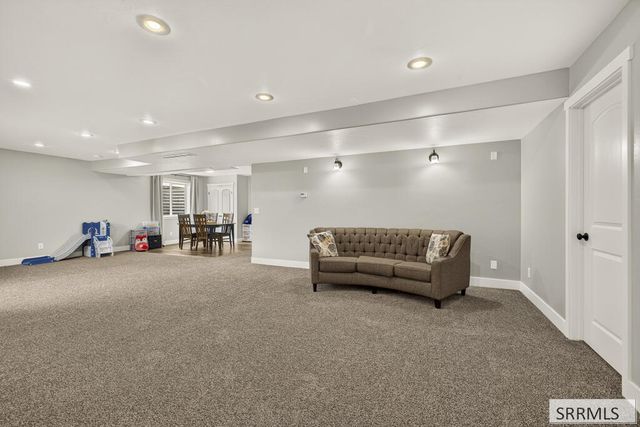 772 N 1080 E, Shelley, ID 83274
