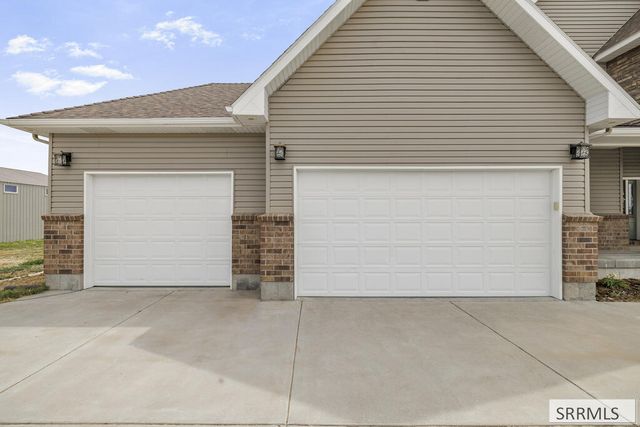 772 N 1080 E, Shelley, ID 83274