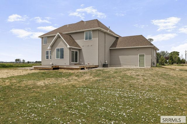 772 N 1080 E, Shelley, ID 83274