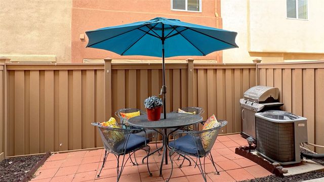 19 Canyon Cliff, Santa Fe, NM 87508