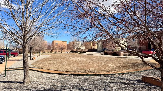 19 Canyon Cliff, Santa Fe, NM 87508