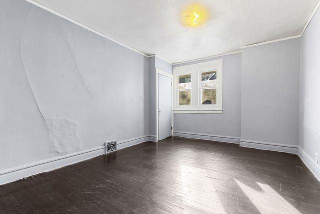 915-917 N Winnebago Street, Rockford, IL 61103