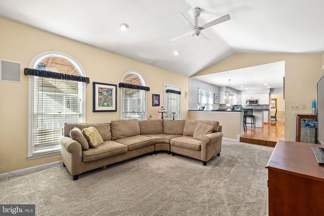 4 JENNER CT, Owings Mills, MD 21117