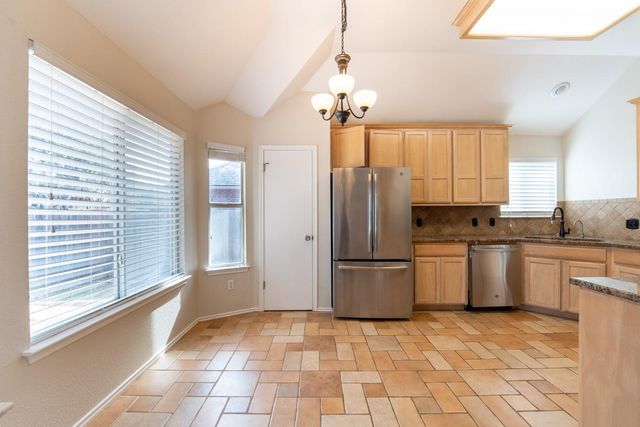 304 Mesa Verde ST, Cedar Park, TX 78613