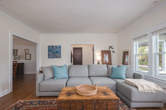 1204 Madison Street, Evanston, IL 60202