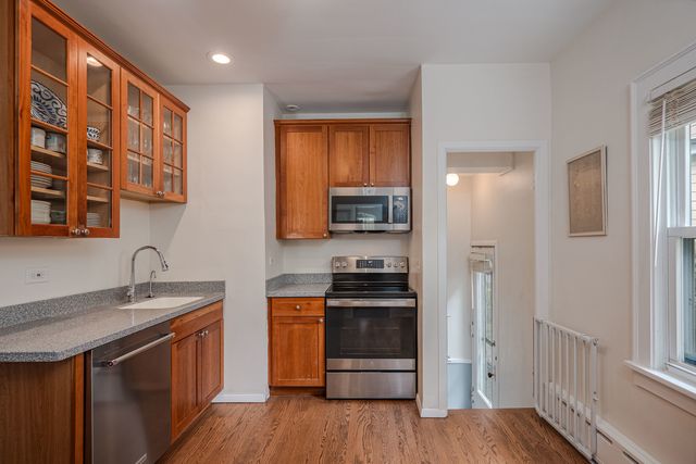 1204 Madison Street, Evanston, IL 60202