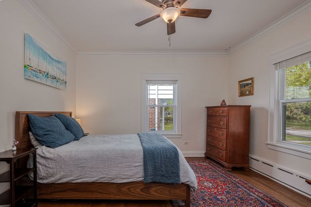 1204 Madison Street, Evanston, IL 60202