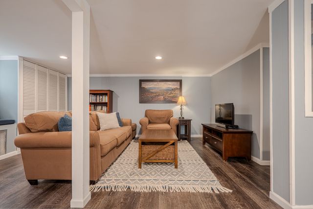 1204 Madison Street, Evanston, IL 60202