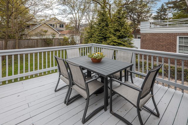 1204 Madison Street, Evanston, IL 60202